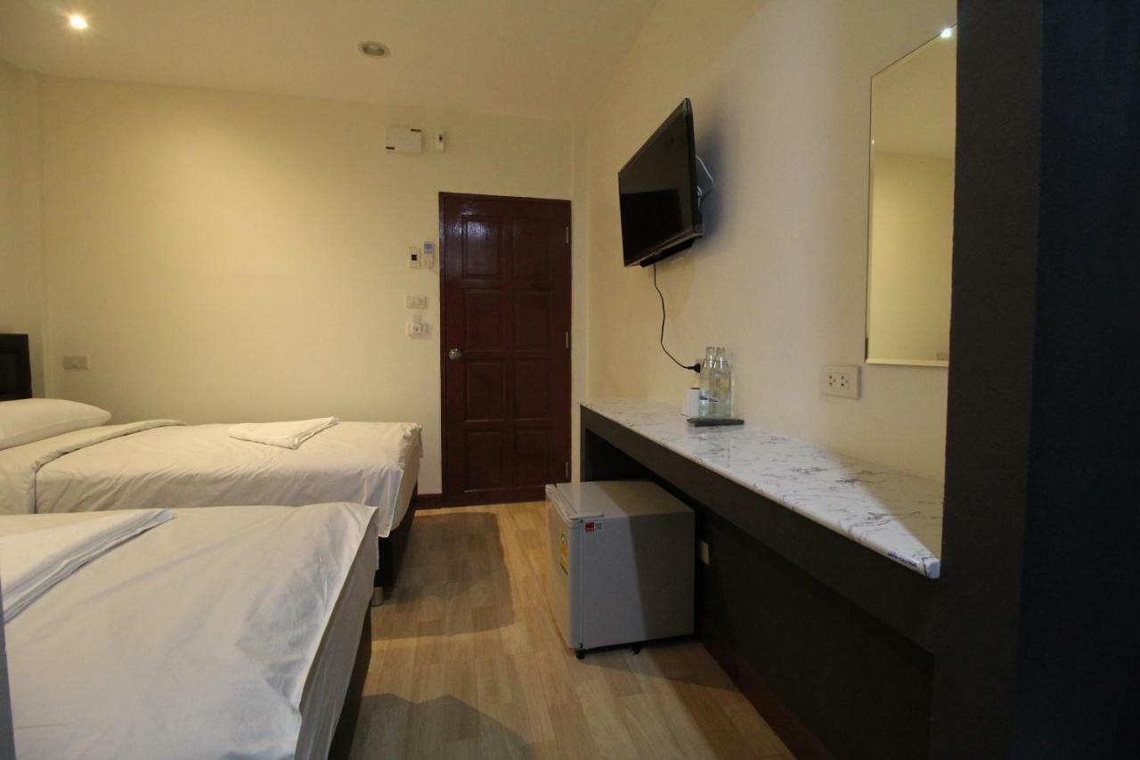 Chaiwat Guesthouse Bangkok Exterior foto